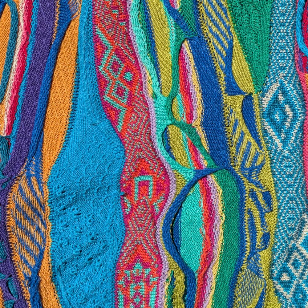 Coogi Sweater/ vintage sweater - Picture 3 of 8
